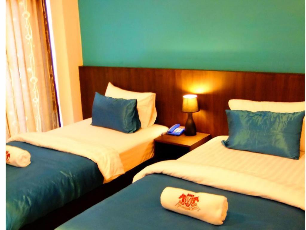Chada Veranda Hotel Khon Kaen Bagian luar foto