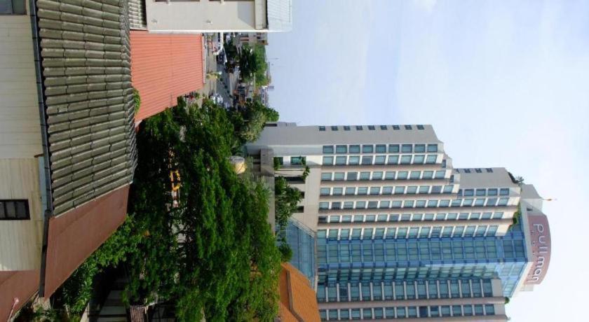 Chada Veranda Hotel Khon Kaen Bagian luar foto